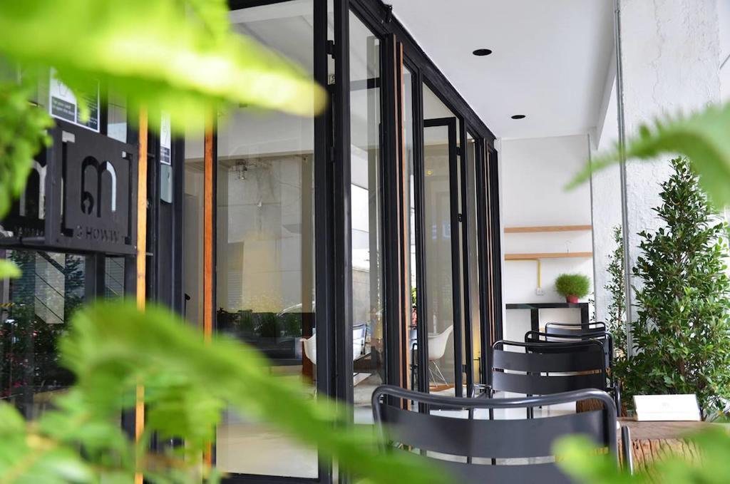 3Howw Hostel @ Sukhumvit 21 Bangkok Exteriör bild